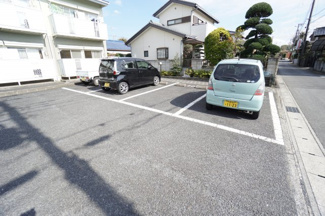 【駐車場】