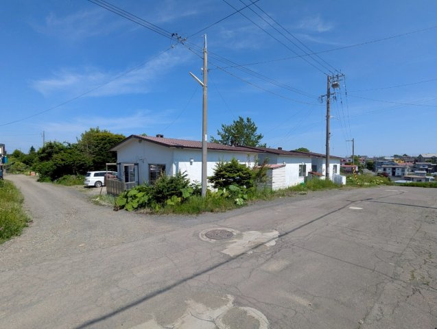 春採2丁目《借家4戸》の前面道路含む現地写真