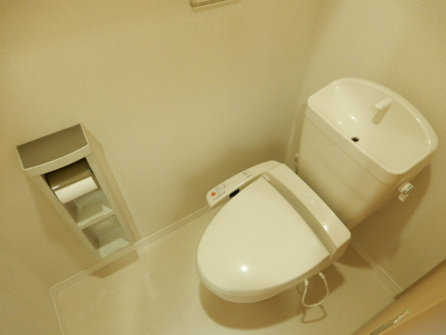 シャーメゾン六百目のトイレ