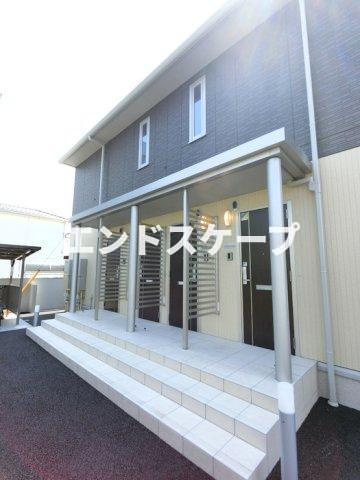 ラ ルミエールのエントランス|高崎、前橋エリアのお部屋探しはエンドスケープまで！お客様の理想お聞かせ下さい♪