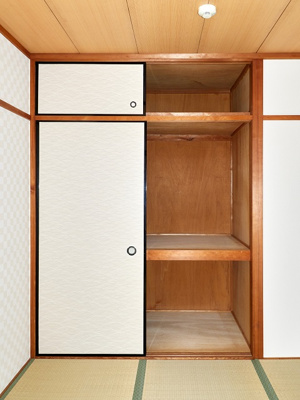 【収納】 | ベルデュウラ池上 | 和室の押入と天袋