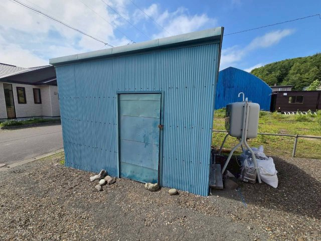 南陽台7-26　中古住宅の庭|物置付き