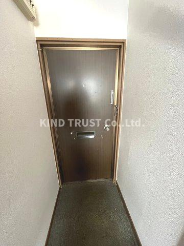 富士マンションの玄関|落ち着いた玄関です