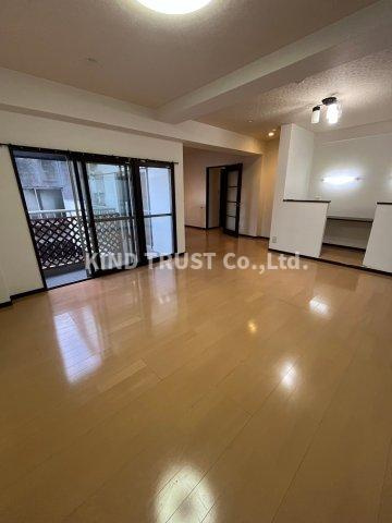 フォルテ南森町のロビー|清潔なロビーです