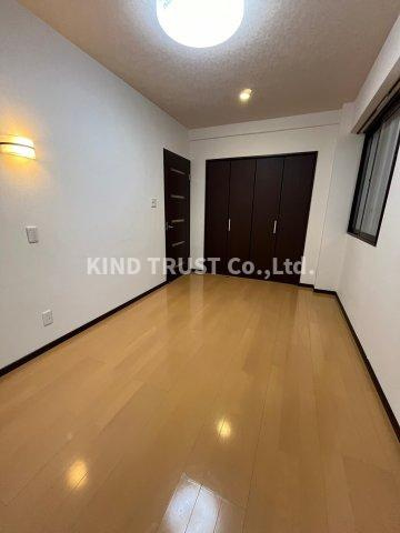 フォルテ南森町の居間・リビング|ゆったりとしたリビングです