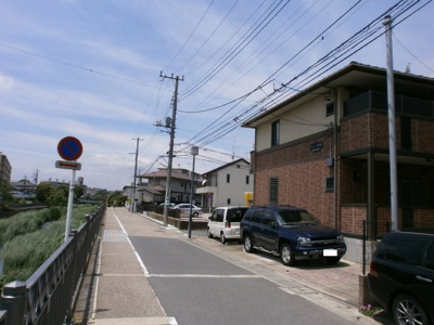 敷地内駐車場（有料・要空き確認）