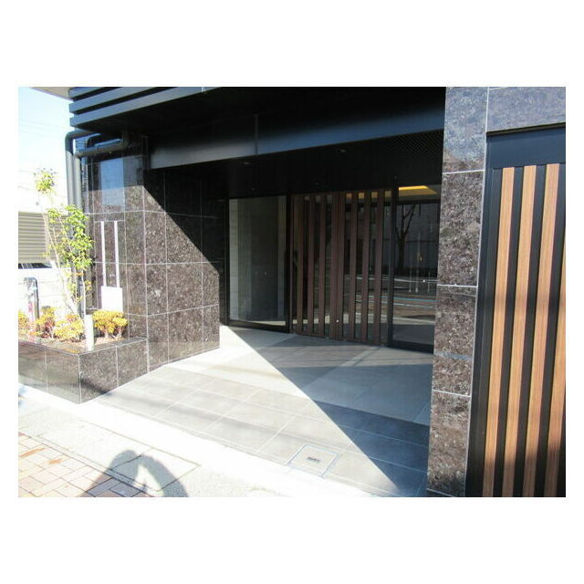 モアグレース岐阜加納　1201号室のエントランス|お問い合わせは美濃善不動産駅前店へ！