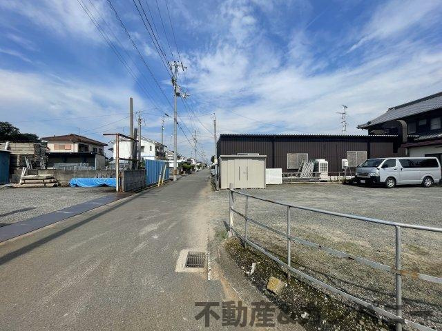 松前町西高柳売土地の前面道路含む現地写真|前面道路含む現地写真です