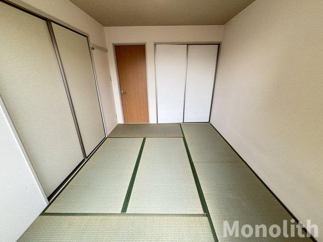 ハイム穴師の里 Aの和室