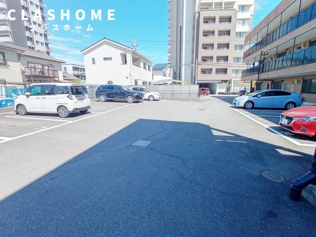 アンプルール フェール 縁Ⅱ　　刈谷市近郊の賃貸はクラスホームの駐車場