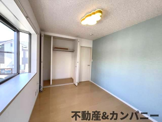 ■自己資金０円で住宅ローン可能！■家具家電または車など、おまとめローンの洋室|個人の部屋や寝室として使える洋室です