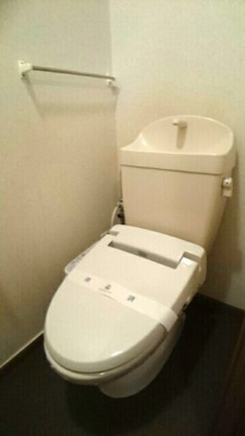 【トイレ】 | クレセント上乃木Ｃ | 清潔感のあるトイレです
