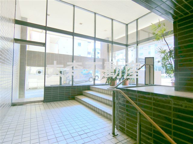 山王ダイヤモンドマンションのエントランス
