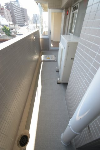 ヴェスタ堀江のバルコニー