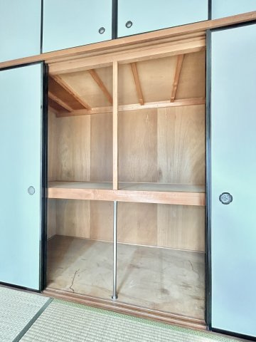 リアナ中須町アパートメントの収納