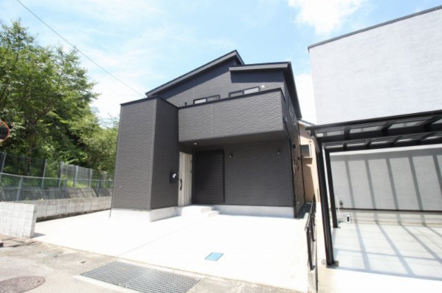 一宮東町　中古戸建　（築浅）の外観