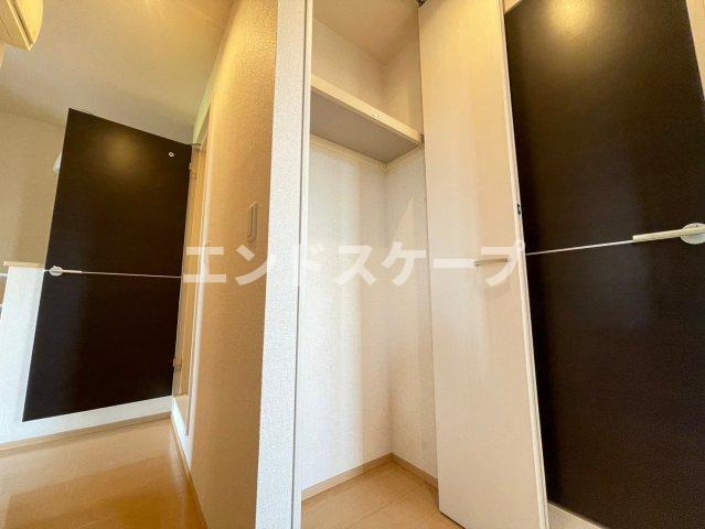 サンクブランシュ　Ａの収納|高崎、前橋、伊勢崎エリアのお部屋探しはエンドスケープまで！お客様の理想お聞かせ下さい♪