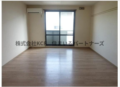 【居間・リビング】 | パナハイツ諏訪 | リビングです