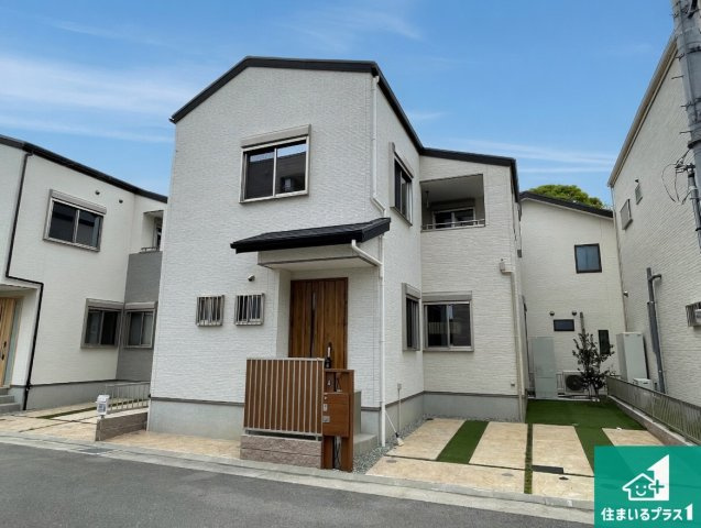 尼崎市東園田町　新築一戸建ての外観|安心の10年保証！外観を美しく保ち、雨水で汚れを落とします！気になることがありましたら、お気軽にお問い合わせください！