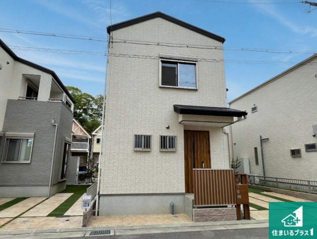 尼崎市東園田町　新築一戸建ての外観|お客様に長く安心して住んでいだだける事にこだわった家づくり！住んでからのアフターサービスにもしっかりと取り組んでいます！