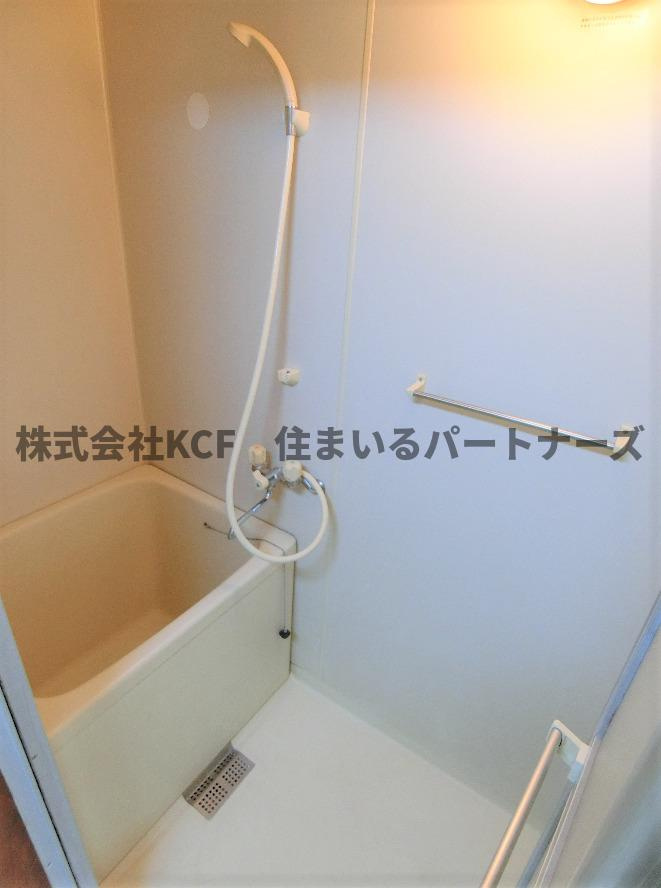 コーポラス大和の浴室|落ち着いた空間のお風呂です