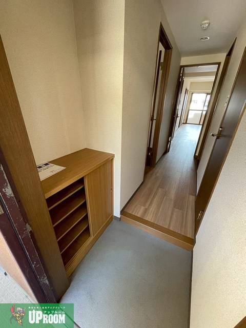 プリミエールT’sの玄関