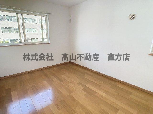 直方市日吉町のアパートの寝室