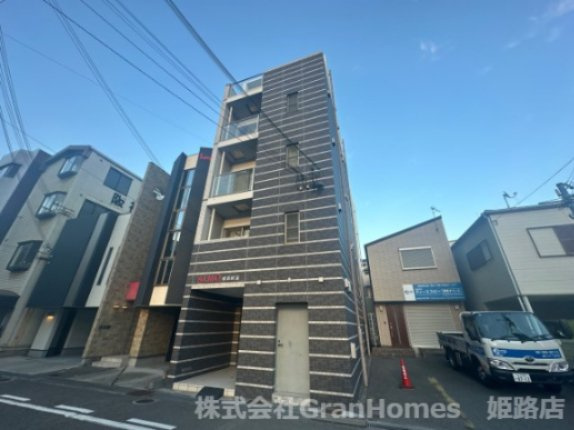 ＡＬＭＯ姫路駅前の外観