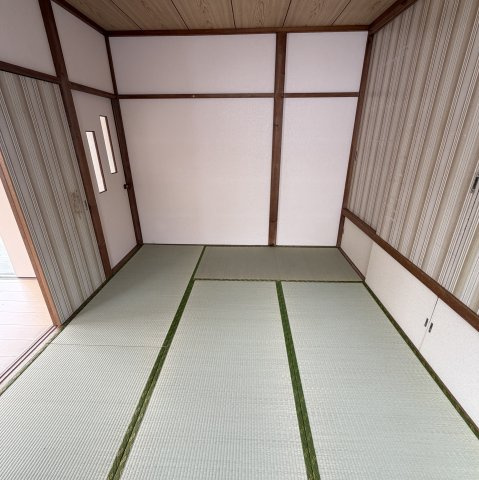 コーポ高平の和室