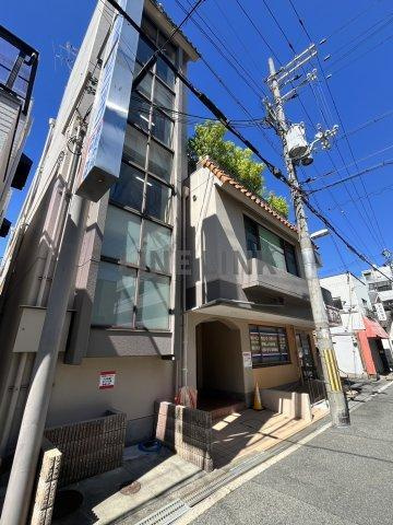 サンハイツの外観