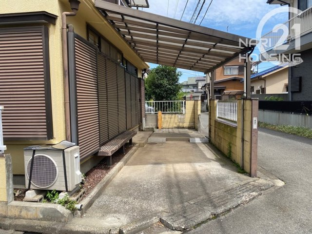 【駐車場】 | ◇◆当社管理物件◇◆　残堀貸家 | カーポート付き駐車場！