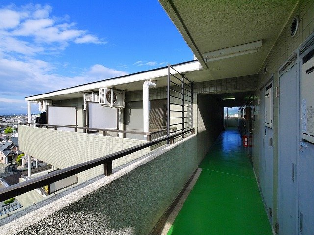 ウィンライフあやめ池のその他共用部分|通路です