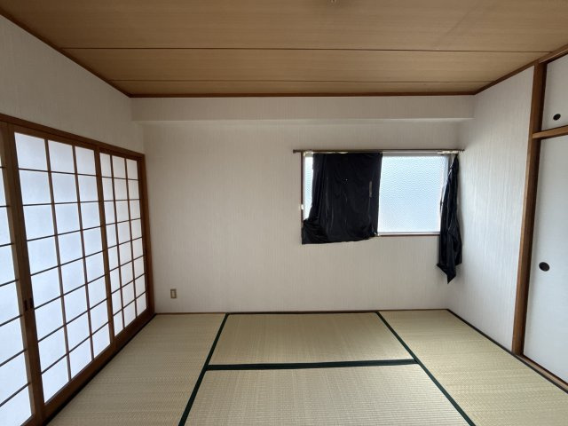 グランドハイツの和室