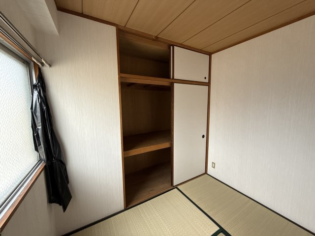 グランドハイツの収納