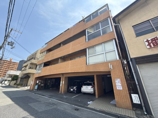 グランドハイツの外観