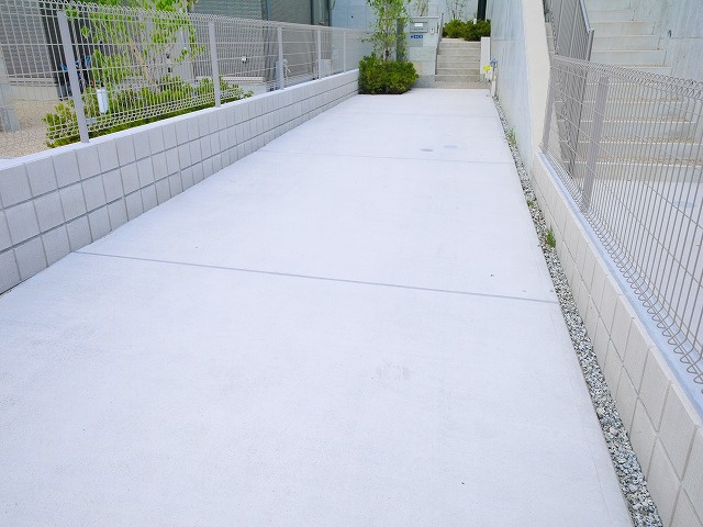 Maison S.K.　Cの駐車場|駐車場に車を止められます