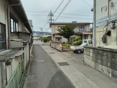 【外観】 | 岡谷市湖畔4丁目 売地⑥ | 前面道路