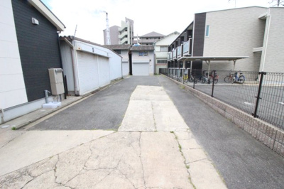 【周辺】 | 安中町6丁目シャッター付き倉庫