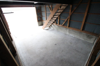 【内装】 | 安中町6丁目シャッター付き倉庫