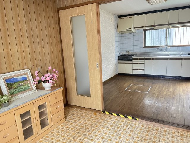 各務原市鵜沼東町3丁目の洋室