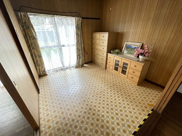 各務原市鵜沼東町3丁目の洋室
