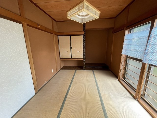 各務原市鵜沼東町3丁目の和室
