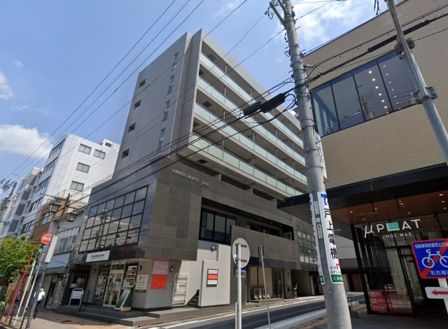 AMBER HOUSE Jingu　(アムバーハウス　ジングウ)の外観