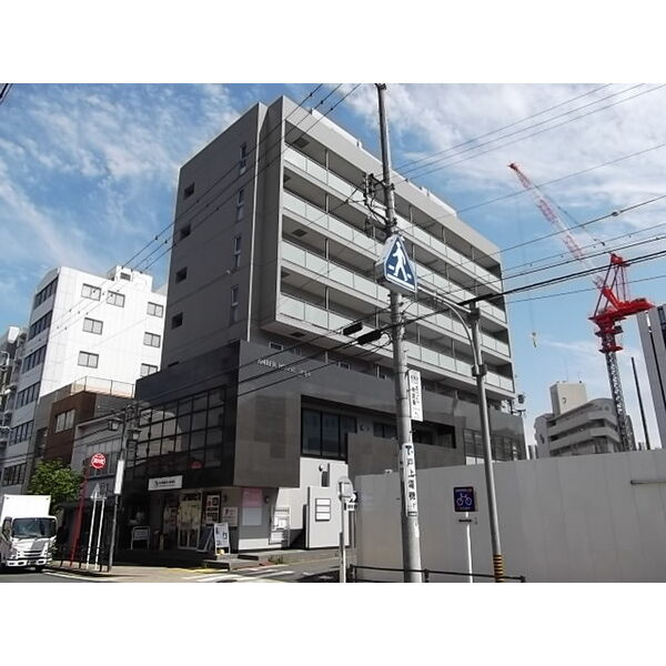 AMBER HOUSE Jingu　(アムバーハウス　ジングウ)の外観