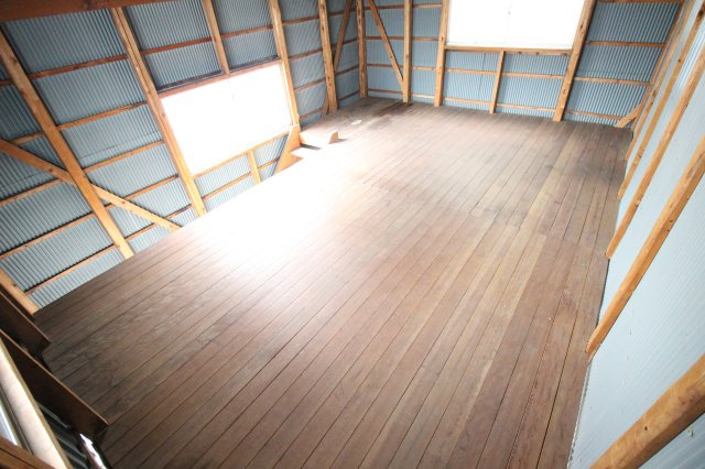 【内装】 | 安中町6丁目シャッター付き倉庫
