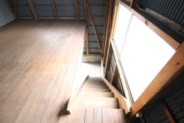 【内装】 | 安中町6丁目シャッター付き倉庫