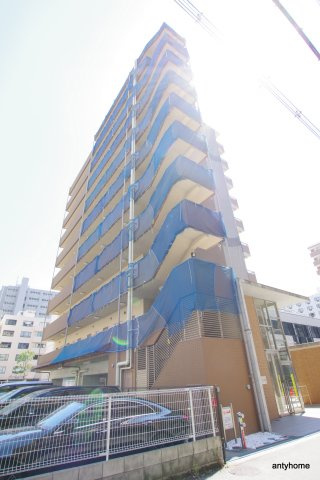 ルーエ江坂　仲介手数料無料の外観