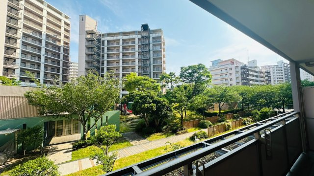 西宮マリナパークシティ・桜のまち３番館の展望|バルコニーからの眺め