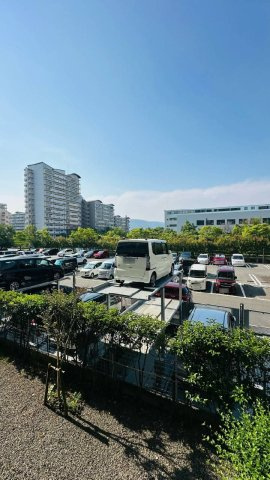 西宮マリナパークシティ・桜のまち３番館の駐車場|駐車場