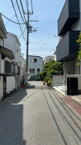 六軒町の前面道路含む現地写真